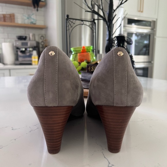 Soft gray wedges size 10 3 inch wedge - Picture 4 of 4